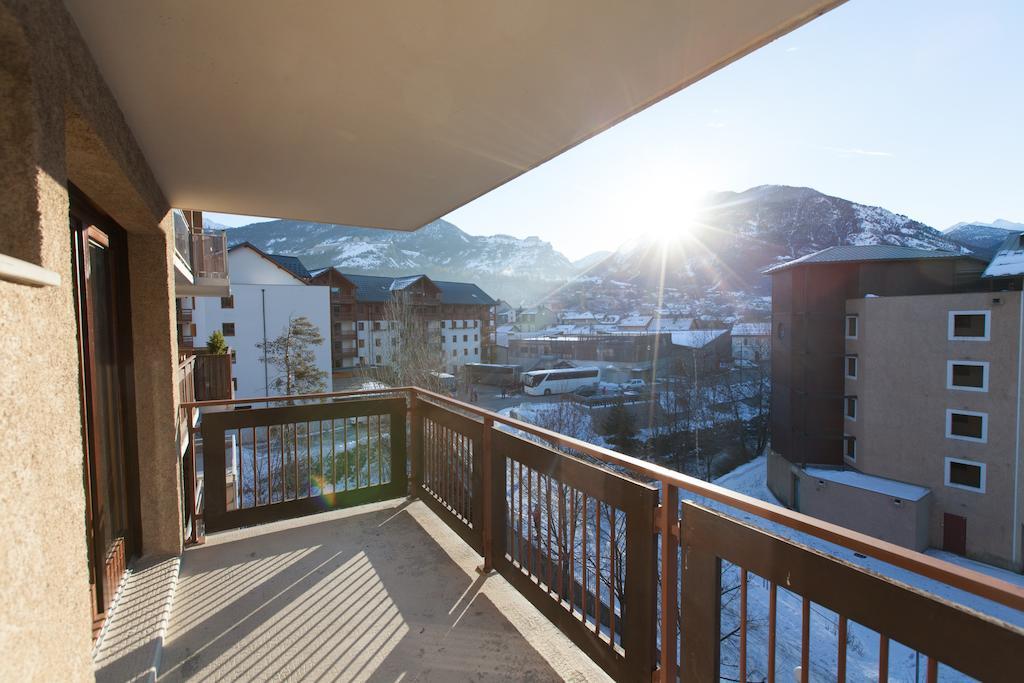 Le Signal Du Prorel Briançon Buitenkant foto